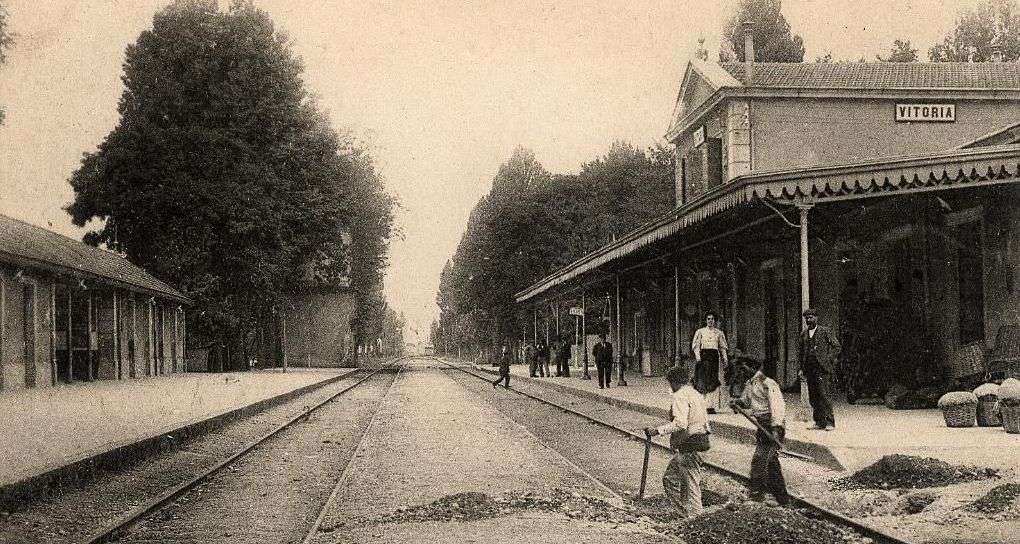 La estación de Vitoria en 1890. 