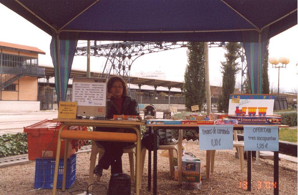 La taquilla con el cartel de la donación