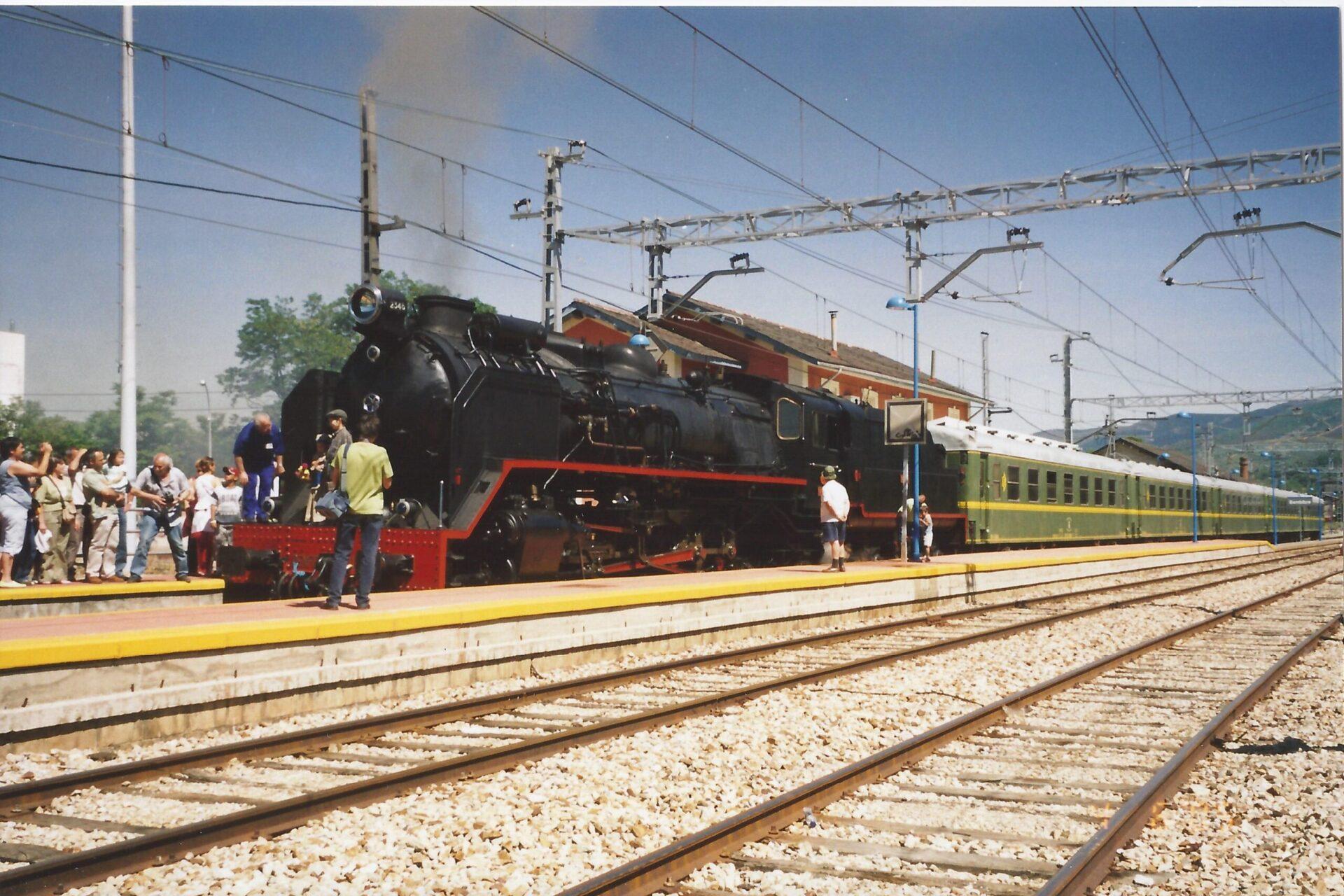 Tren de Toral en Bembibre